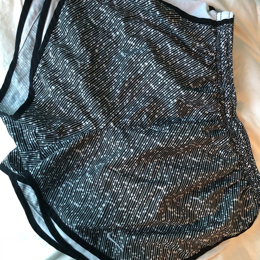 EUC Nike Dry fit shorts!